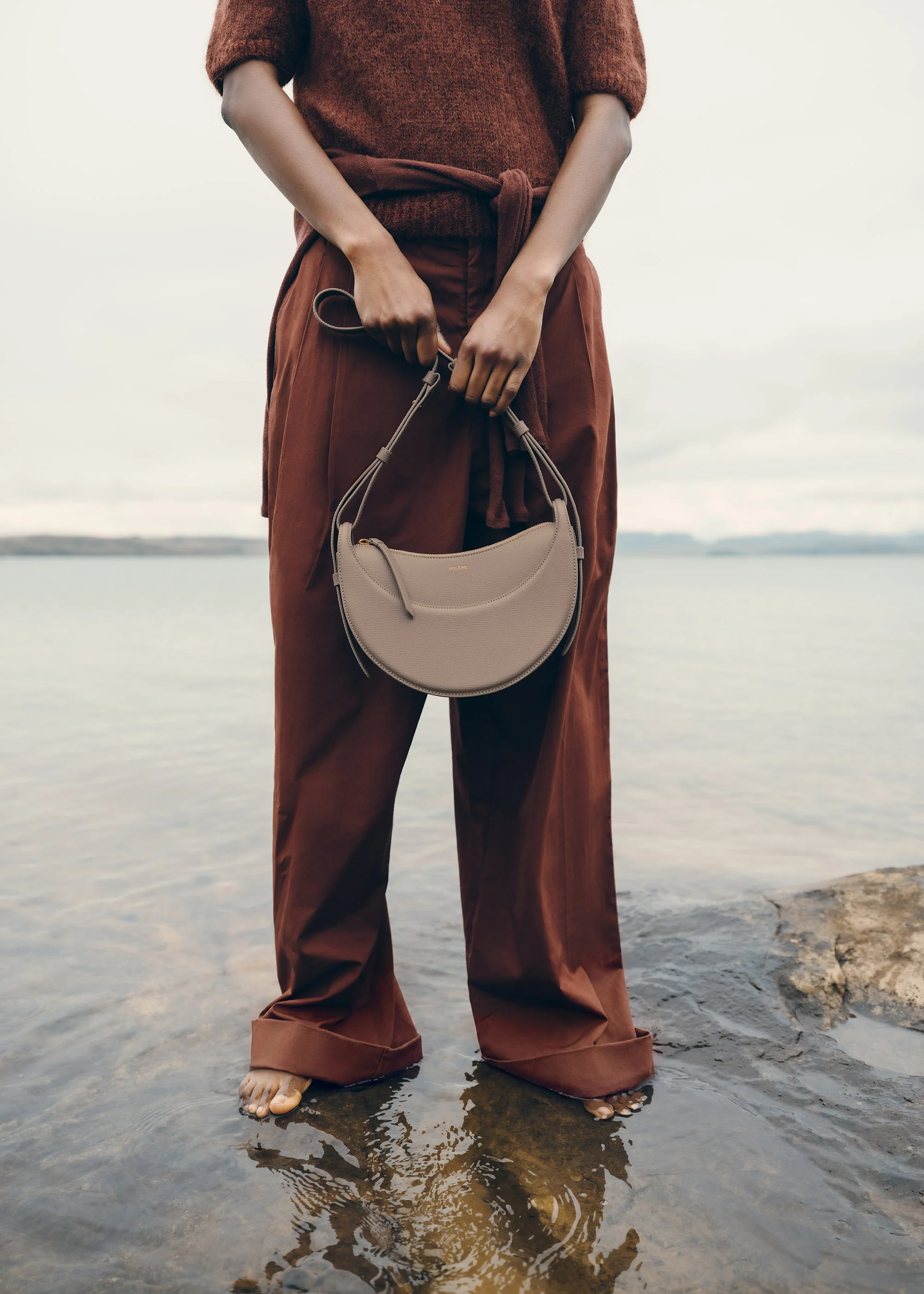 Numéro Dix - Taupe Genarbtes Leder - Image 4